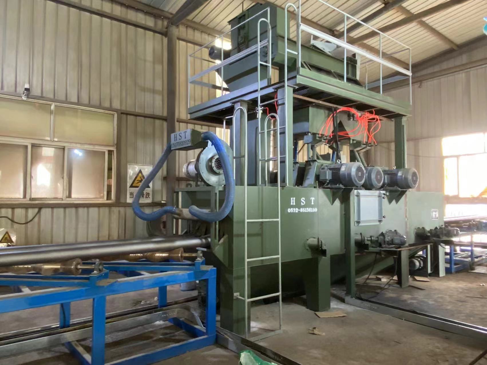 拋丸打砂機(jī)_拋丸機(jī)和打砂機(jī)是一種設(shè)備嗎_拋丸機(jī)出砂口如何調(diào)整