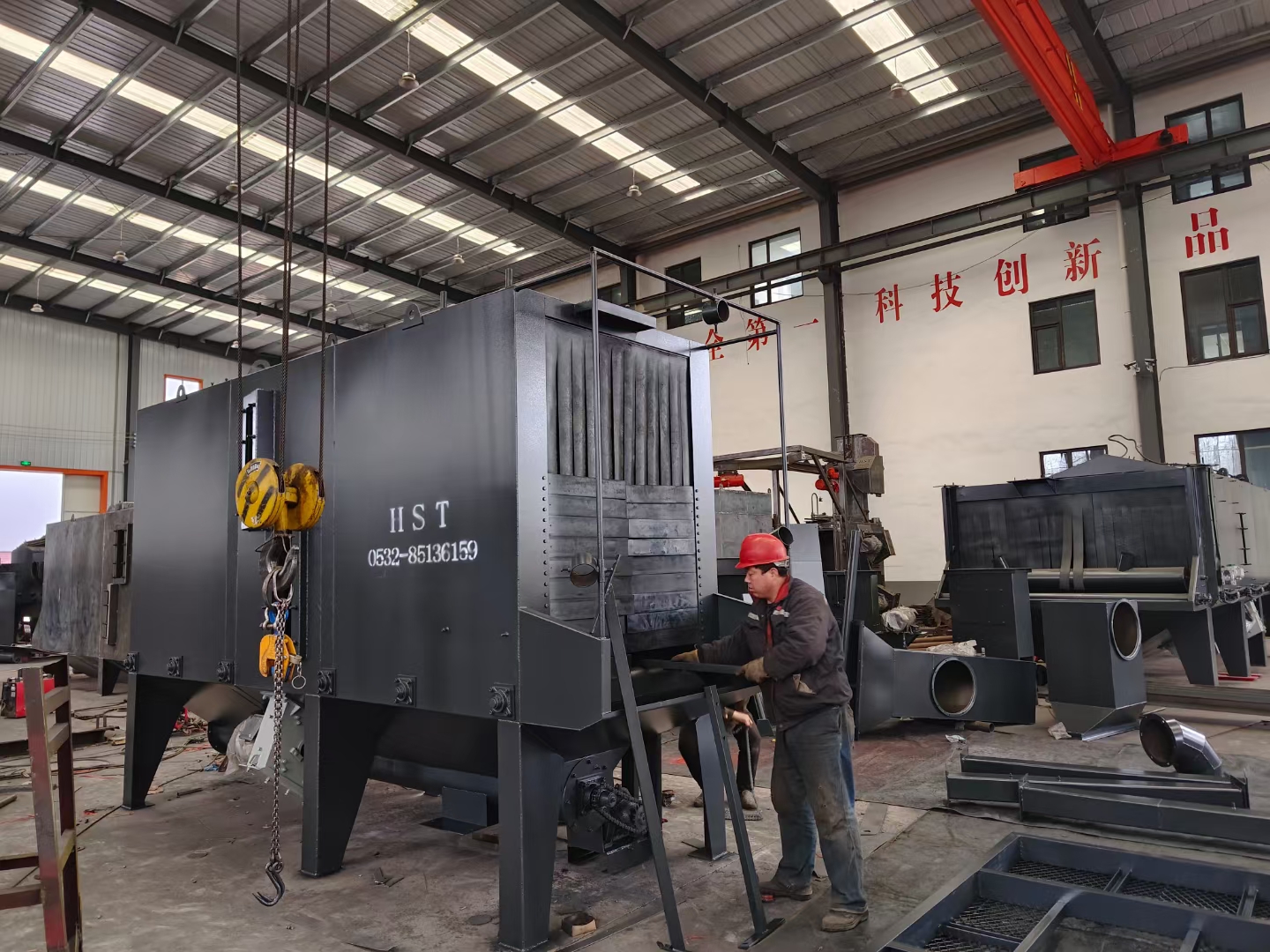 鐵砂除銹機_閥門鑄造除銹砂機打磨方法_鑄造閥門打砂除銹機