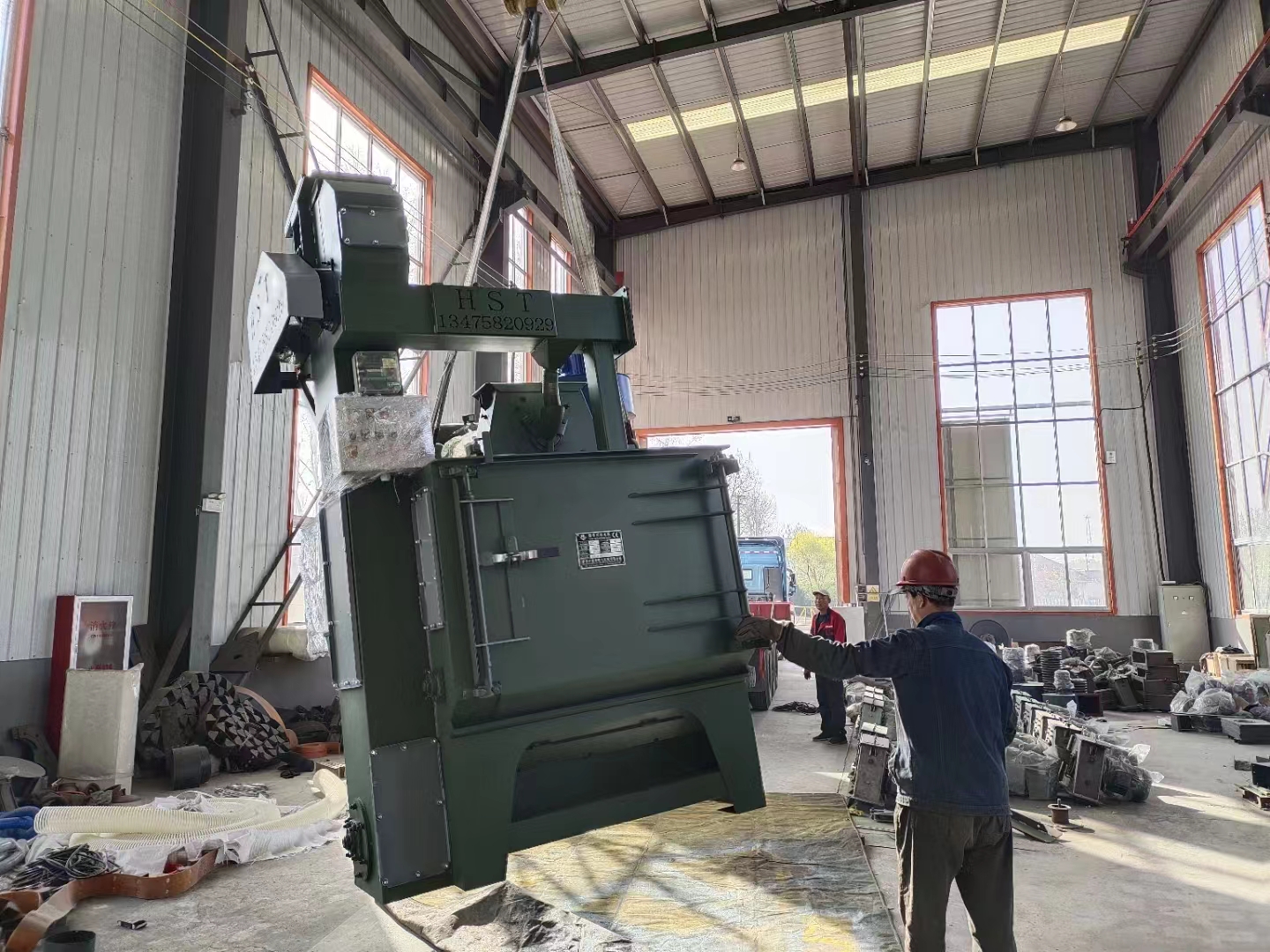 鋼板除銹拋丸機_h型鋼拋丸除銹機_鋼管拋丸除銹機工作視頻