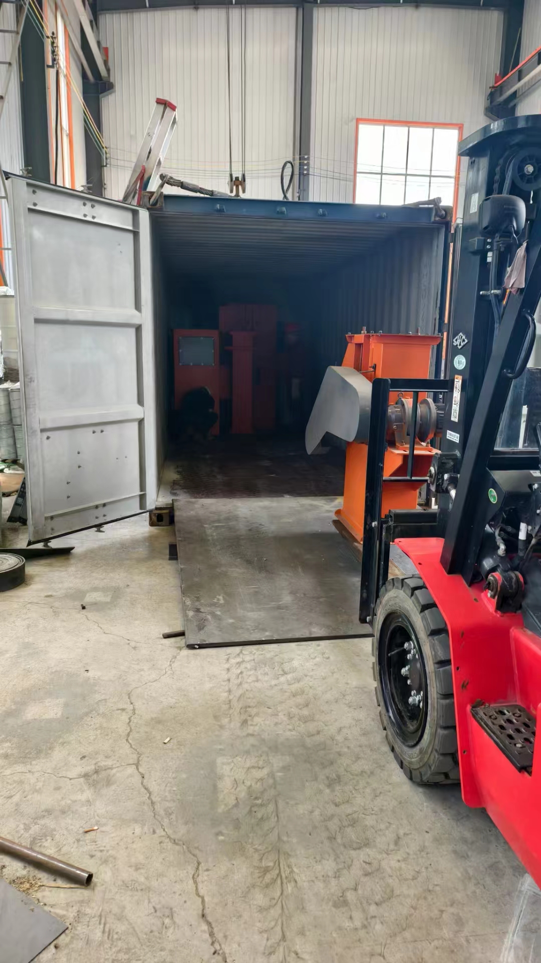 管道噴砂防腐_管道防腐打砂清理機_管道內(nèi)防腐機器